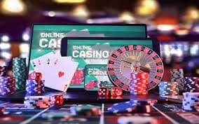win4life live casino real dealer table games on screen